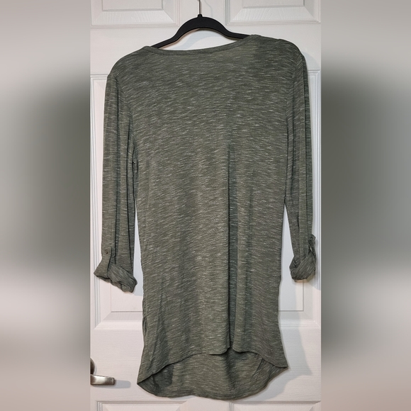 Thyme • Women's Maternity Long Sleeve Shirt • Size Small - Picture 2 of 6